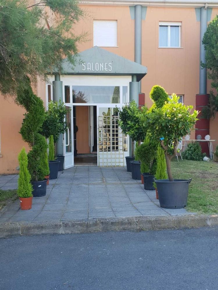 Hotel Puerta De Monfrague Malpartida De Plasencia Exterior foto